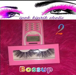 Bossy lashes