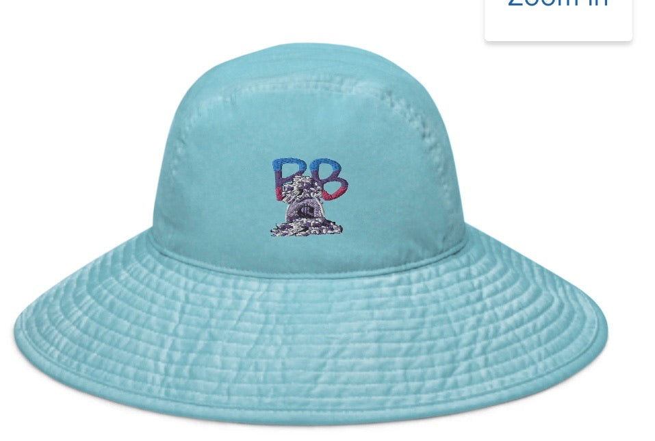 Women buckets hat